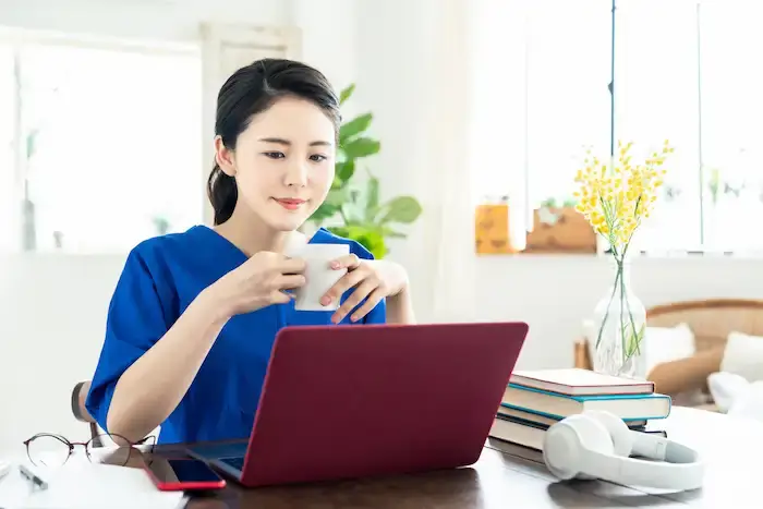 不登校児の親の仕事でオンラインそろばん先生がおすすめ