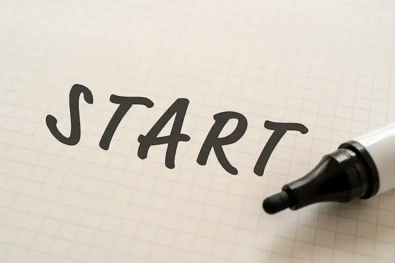 不登校でもN高は大丈夫？startと書かれている画像