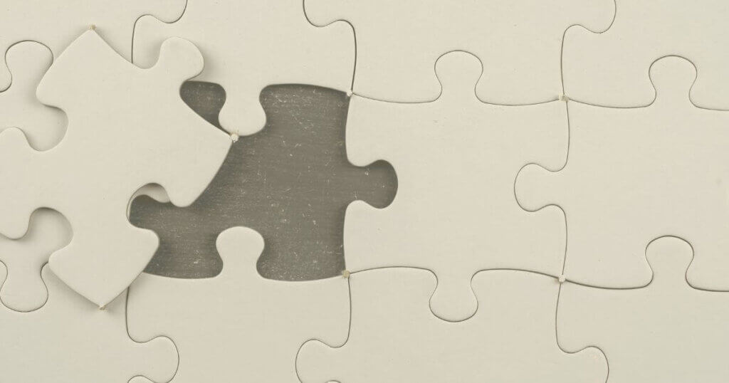 ギフテッドの子どもに寄り添う親子のイメージ